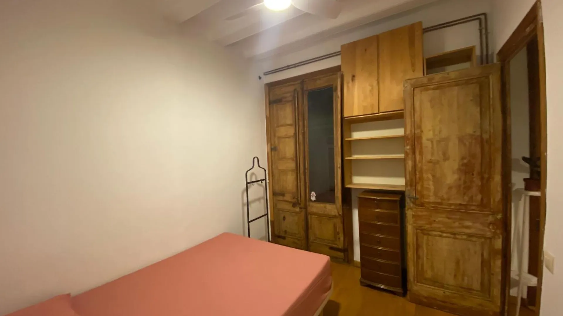 Big Boutique Apartment In The City Center برشلونة