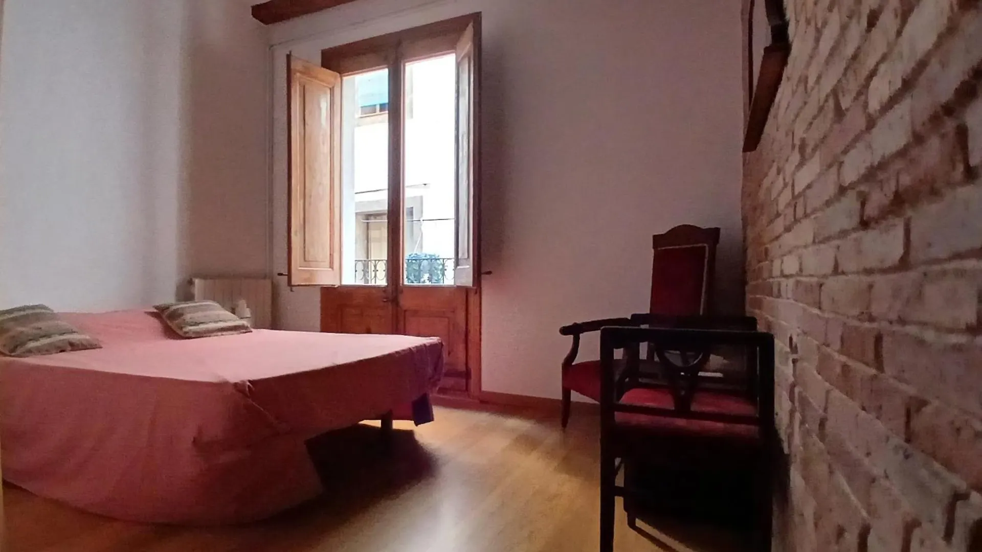 Big Boutique Apartment In The City Center برشلونة